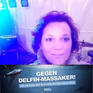 Meet your Posher, Corina